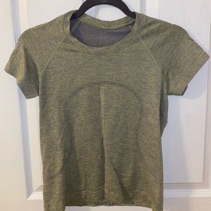Green Lululemon race length swiftly tech tee